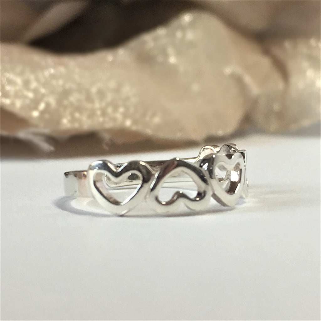 Queen of Hearts Toe Ring - VTR112